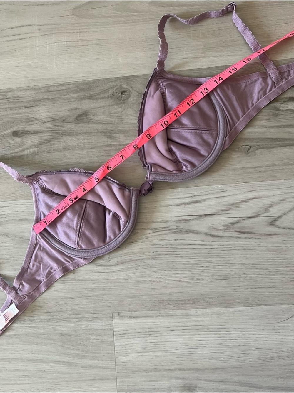 Vintage Victoria's Secret Embroidered Miracle Bra set with dolls kill thong NWT - Picture 17 of 17